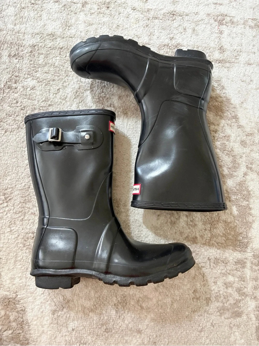 8 • Hunter Women's Black Short Waterproof Rain Boots with Side Buckle